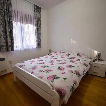 Rada Apartman *